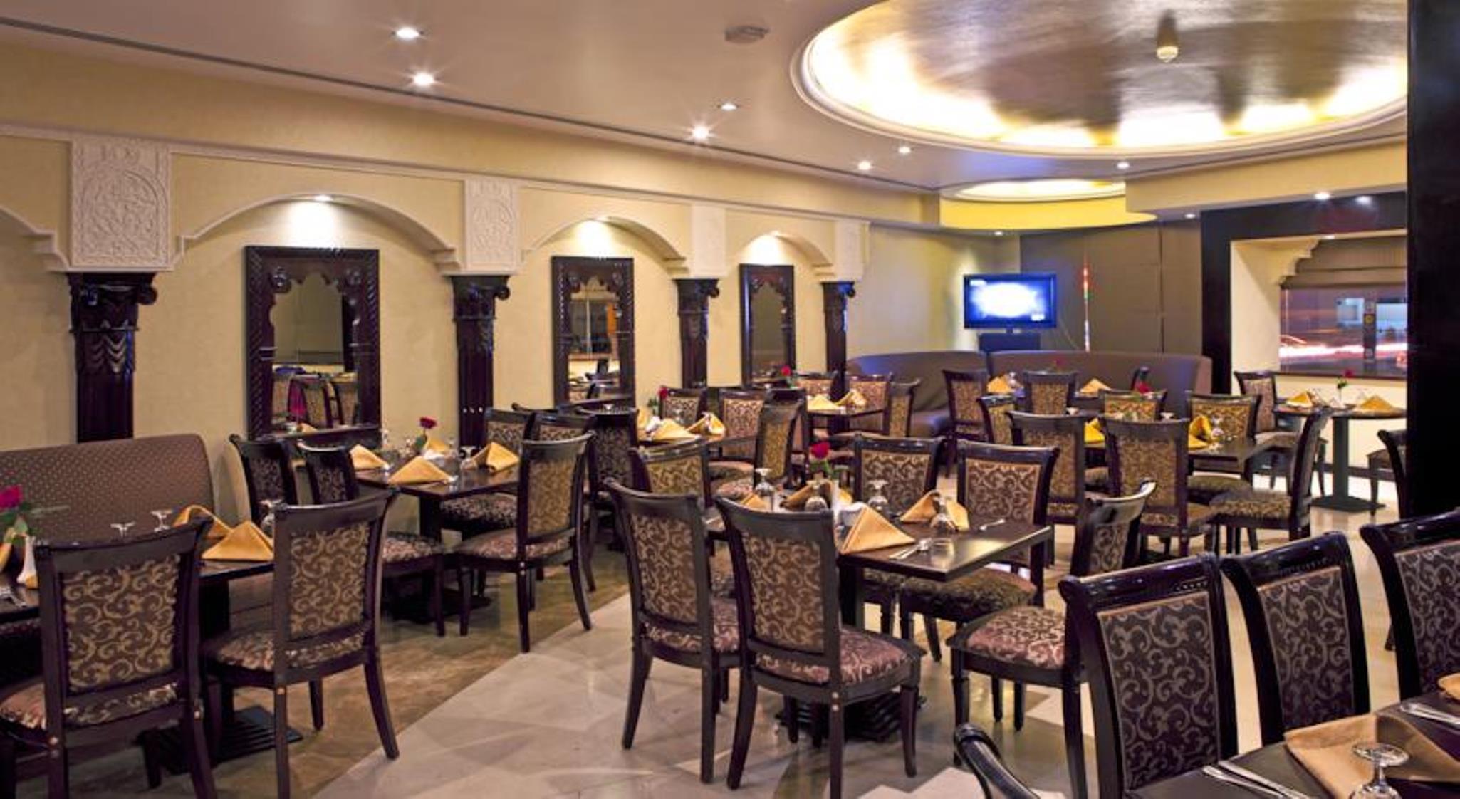 Landmark Riqqa Hotel Дубай Экстерьер фото