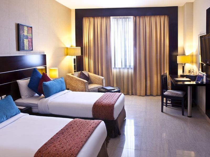 Landmark Riqqa Hotel Дубай Экстерьер фото